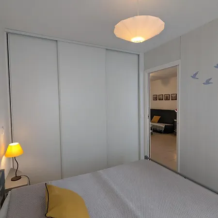 Daire Centre, T2 De 47m², 200m Plage, Loggia, Parking, Ideal Couple - Fr-1-420-109 *