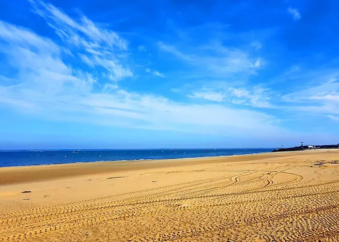 Centre, T2 De 47m², 200m Plage, Loggia, Parking, Ideal Couple - Fr-1-420-109 Arcachon